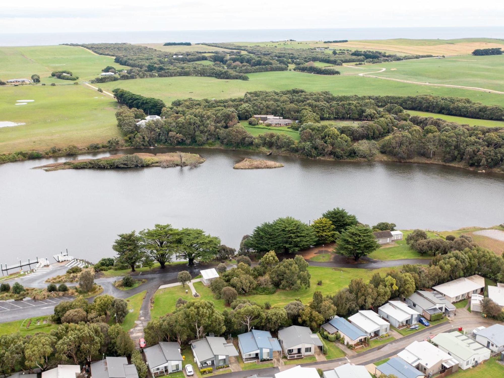 Nrma Warrnambool Riverside Holiday Park Exterior foto