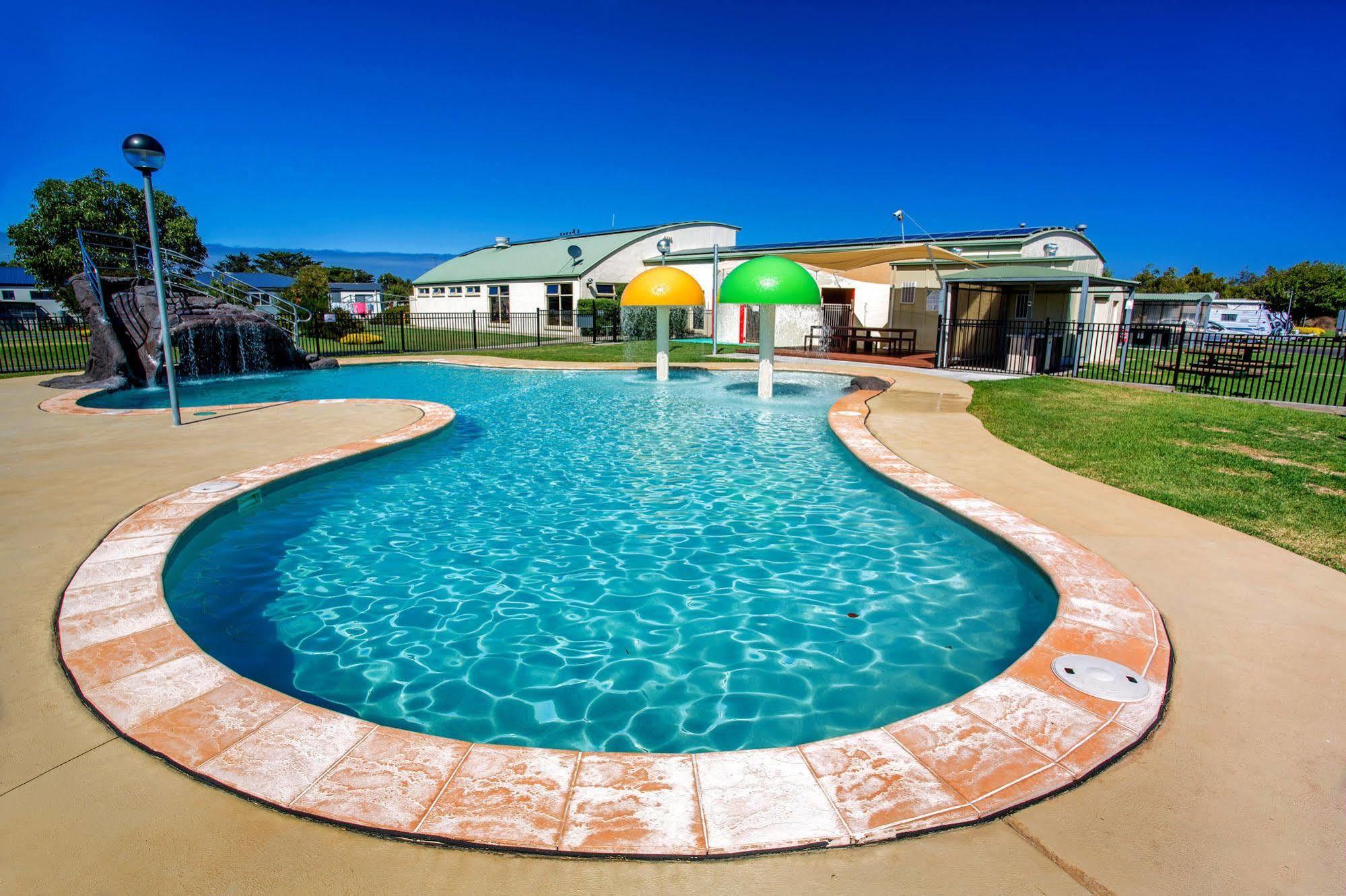 Nrma Warrnambool Riverside Holiday Park Exterior foto